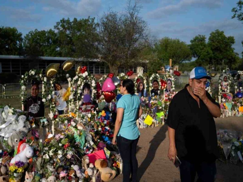 Demandan a policía por tiroteo en Uvalde Pasaron 2 meses del tiroteo en Uvalde, Texas y hay muchas respuestas por responder.
