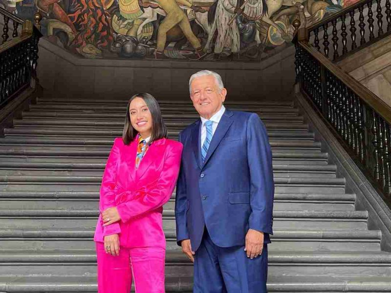 Katya Echazarreta, astronauta mexicana, y Andrés Manuel López Obrador (AMLO), presidente de México.
