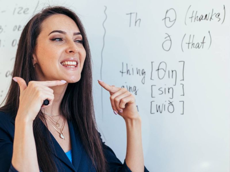 UNAM Los Ángeles lanzó su curso en línea de pronunciación en inglés.