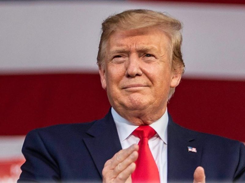 Donald Trump tiró documentos oficiales de Estados Unidos al inodoro de la Casa Blanca, según libro de periodista del New York Times.