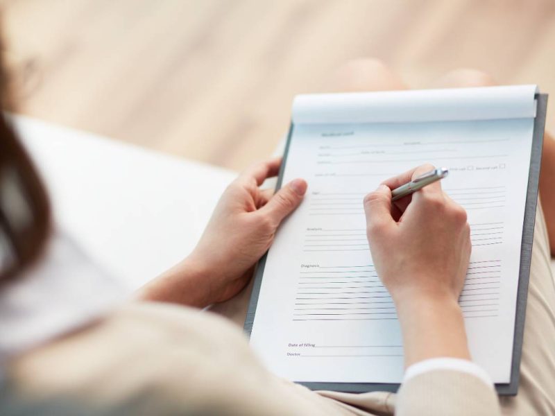 Si están haciendo mal uso de tus datos personales, puedes denunciar ante el INAI.