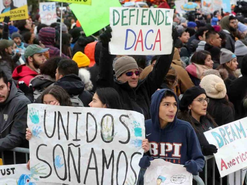 Los requisitos para inscribirse o renovar DACA permanecerán iguales
