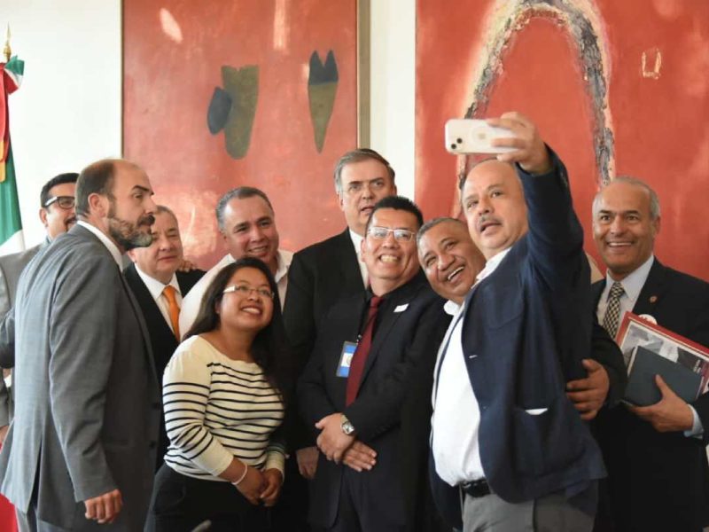 El gobierno de México tardó cuatro años en reunirse con los migrantes mexicanos