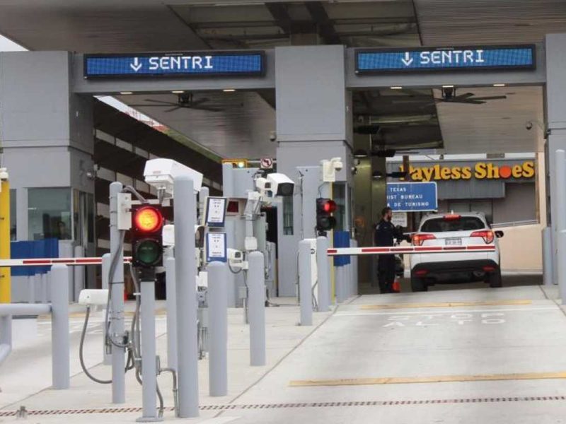 Descargar la app CBP One es el consejo más importantes para agilizar tiempos durante el Thanksgiving