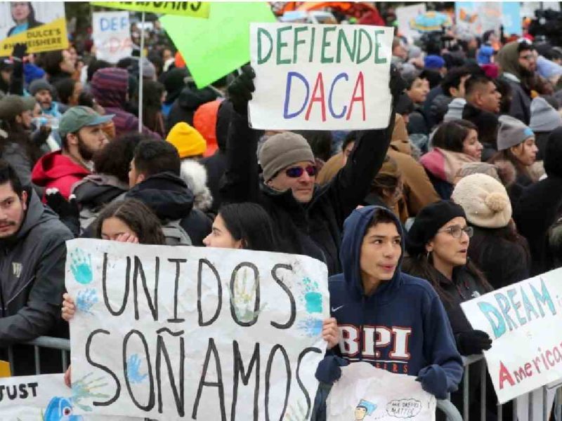 Las anteriores propuestas para regularizar a los jóvenes DACA fracasaron en el Senado
