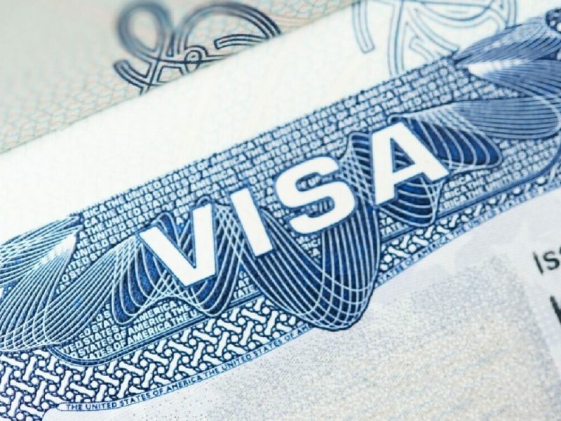 ¿Cuántas veces y por cuánto tiempo puedo entrar a USA con visa de turista en 2023?