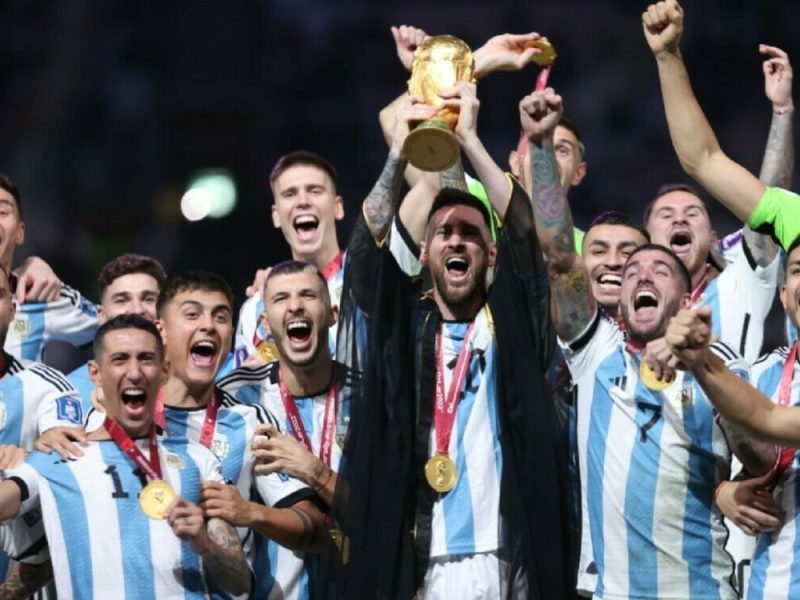 Lionel Messi logró conseguir su primera Copa del Mundo en el Mundial de Qatar 2022.
