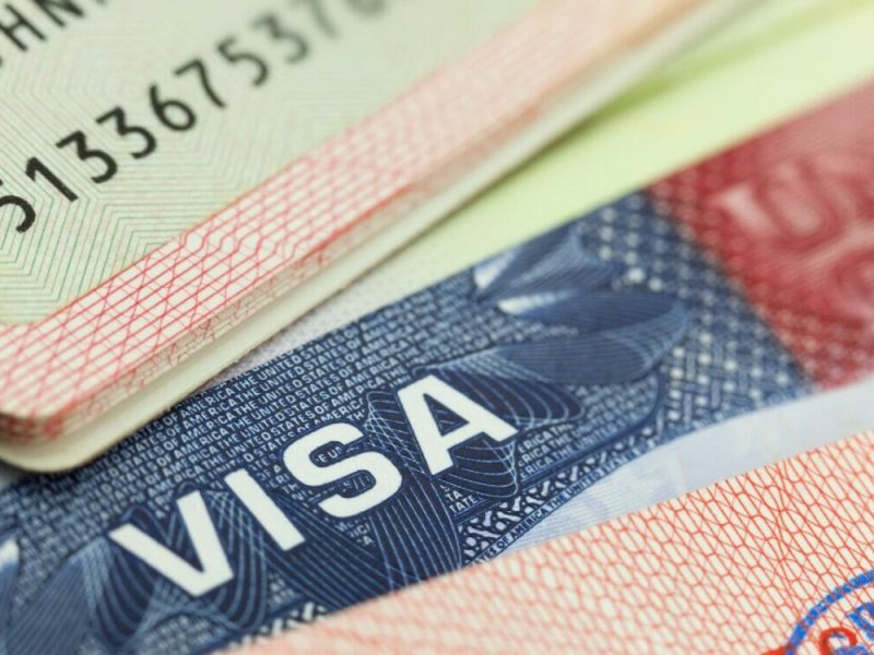 ¿Puedo renovar mi visa americana antes de que expire o debo esperar la fecha de expiración?