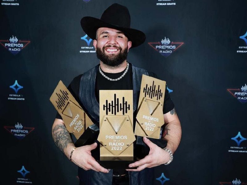 Carín León, el mexicano número 1 en la radio de EE.UU.