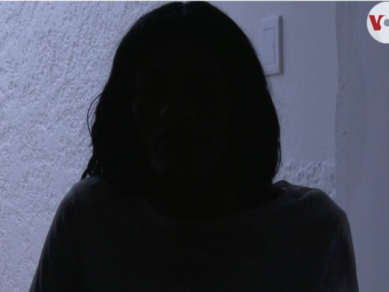 VAWA existe para prevenir que los migrantes sean chantajeados o abusados por sus familiares que sí tienen la ciudadanía.