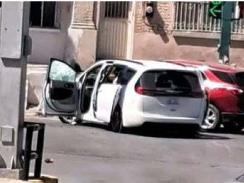 Los ciudadanos estadounidenses en Matamoros fueron secuestrados después de ser atacados en su minivan blanca.