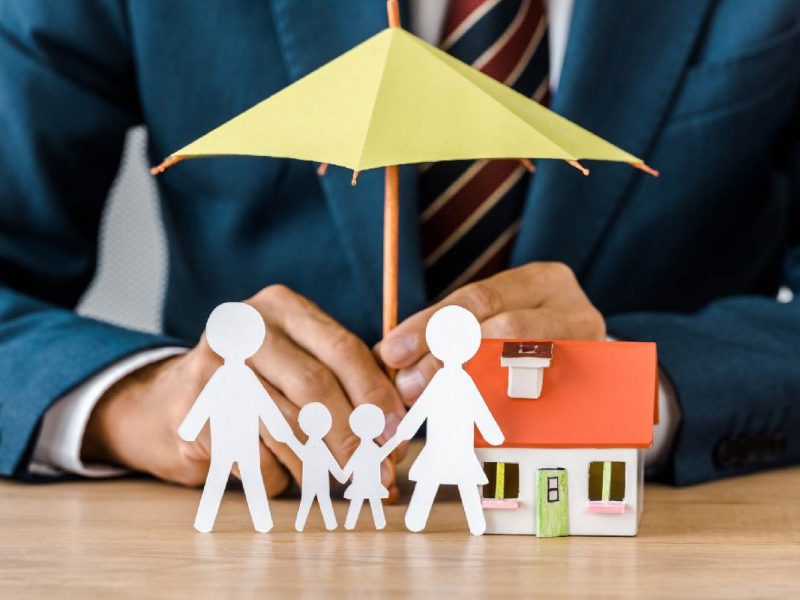 New York Life te ofrece un seguro de vida para migrantes indocumentados en Estados Unidos.