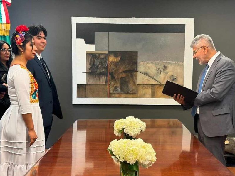 Necesitas dos testigos para casarte en un consulado en Estados Unidos