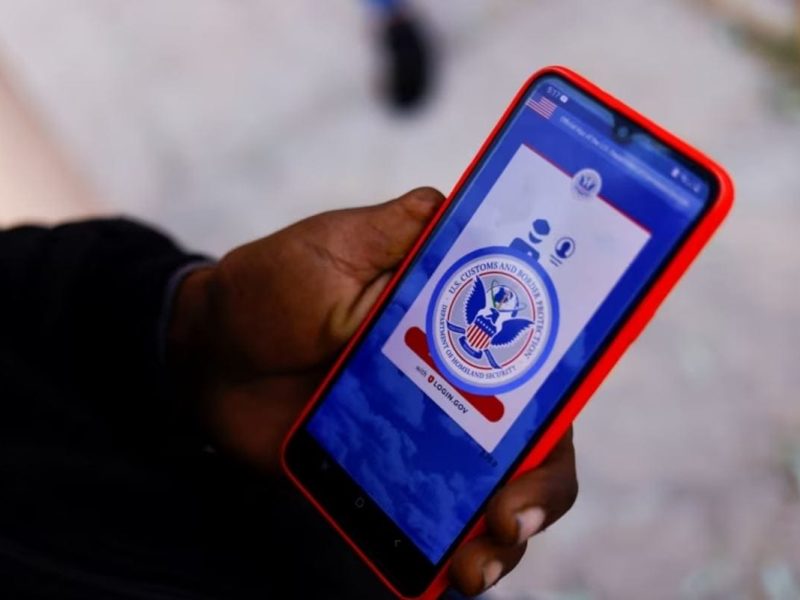 Conoce los mitos y errores al usar CBP One