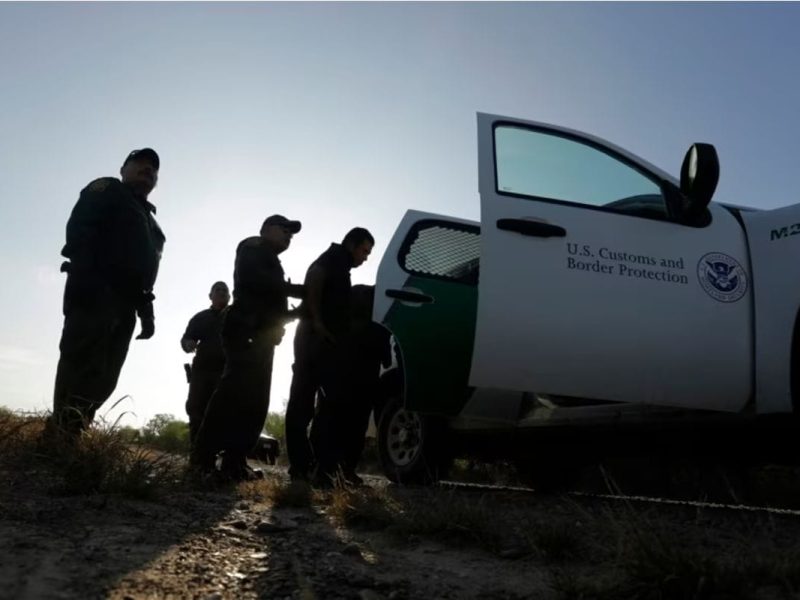 Si una persona cruzó la frontera de Estados Unidos de forma irregular no podrá solicitar asilo, a menos que pueda demostrar algunas condiciones muy específicas