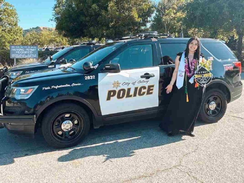 Sara tiene metas establecidas para lograr trabajar en el FBI en un futuro