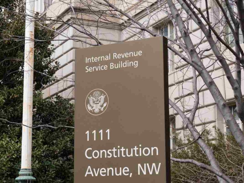 como hablar con un representante del irs