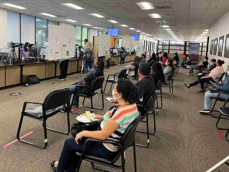 El consulado mexicano sobre ruedas que atiende a los mexicanos en Carolina del Norte es el de Raleigh