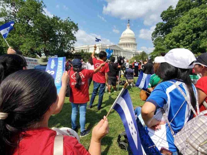 USCIS anunció fechas específicas para que los beneficiarios del TPS puedan renovar su estatus