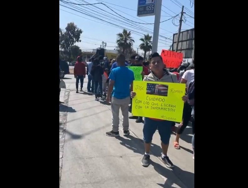 Migrantes exigen investigación tras reportaje sobre desinformación