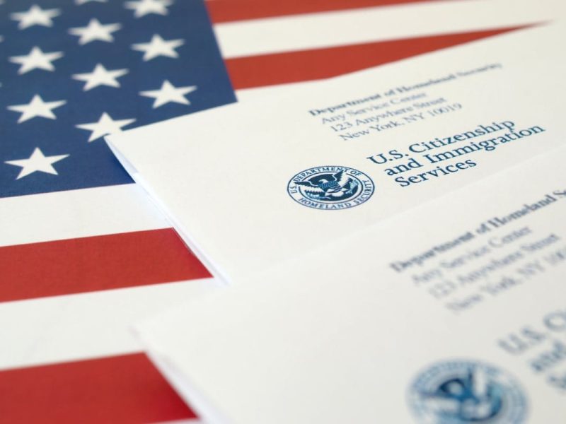 Aumenta el número de nuevos ciudadanos en EE.UU. la mayoría son hispanos