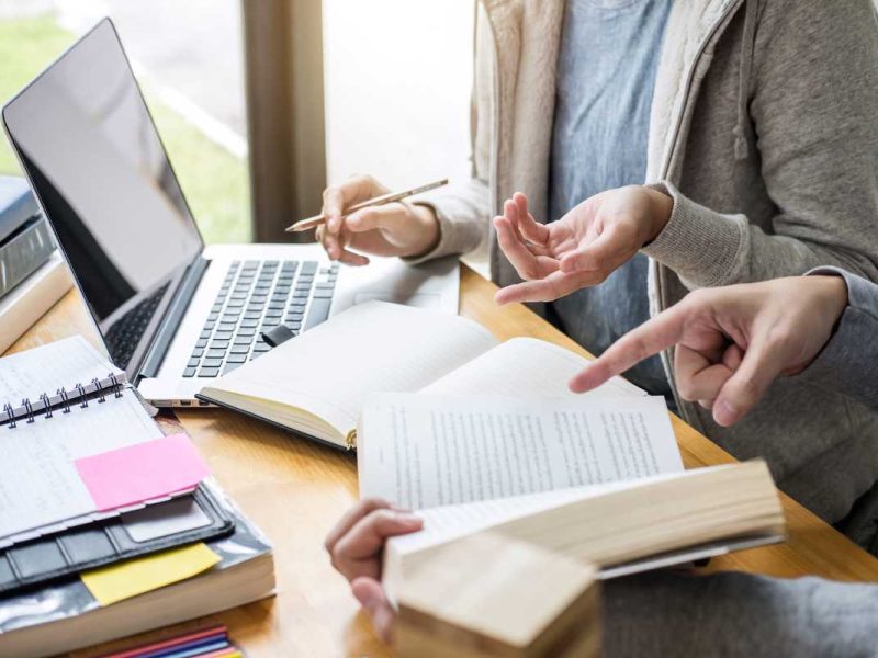 Así puedes cursar una licenciatura en la UNAM sin salir de Estados Unidos