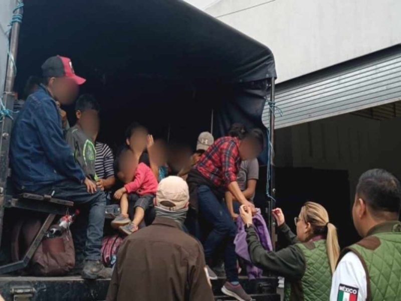 Localizan 500 migrantes en un predio de Puebla