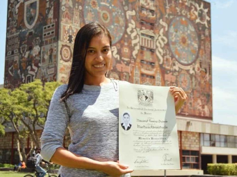 Moncerrat Ramírez cruzó el desierto en una noche junto con un grupo de migrantes cuando apenas tenía 13 años de edad