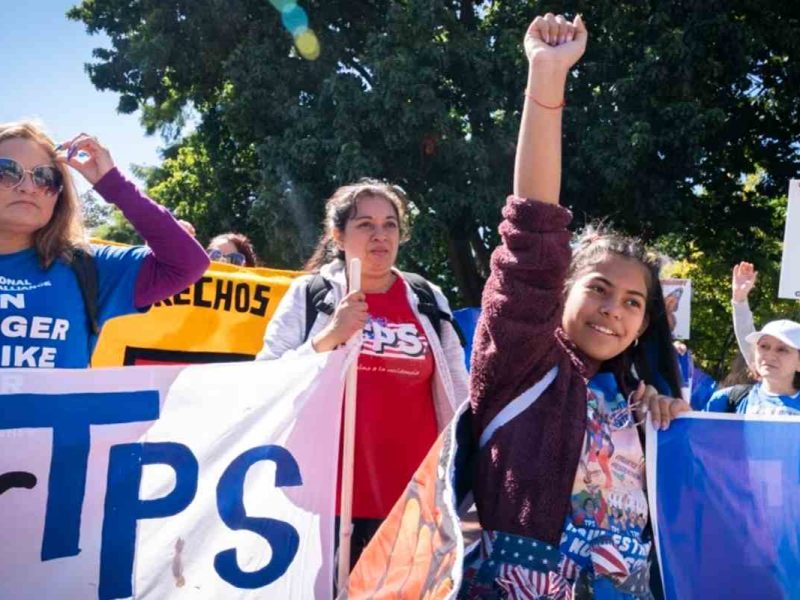 El TPS se otorga por períodos de 6, 12 o 18 meses y puede extenderse | Foto: Voz de América