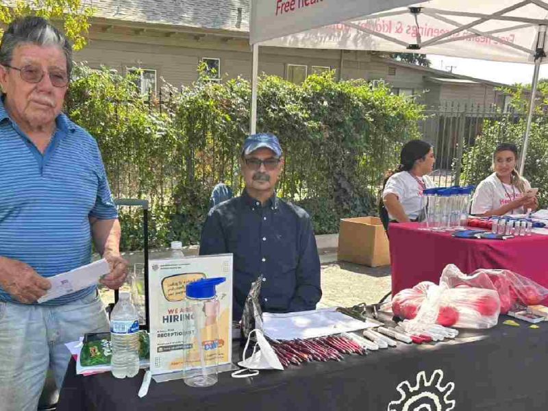 Para acudir a renovar DACA debes llevar tu Tarjeta de Permiso de Trabajo y la Tarjeta de Seguro Social