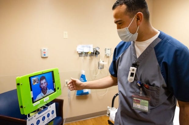 (Foto de Emree Weaver / Yakima Herald-Republic)