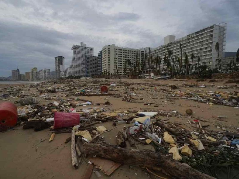 El presidente AMLO expresó sus condolencias a los familiares de las víctimas mortales por el huracán Otis en Acapulco