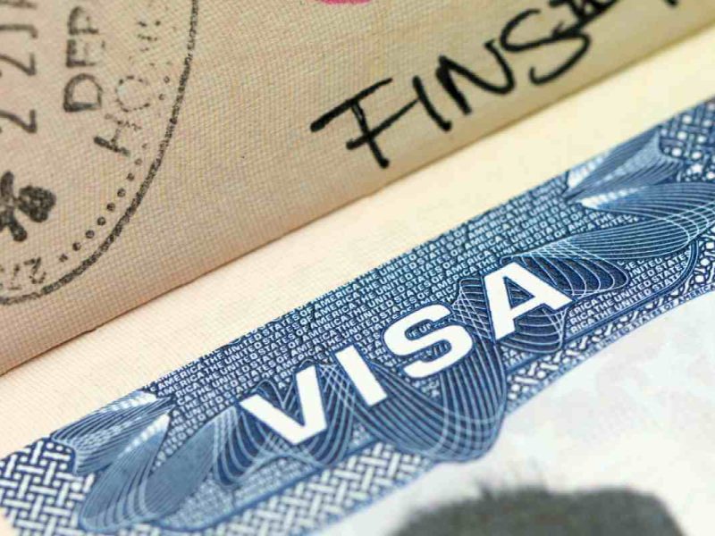 Recuerda que, sin importar cuánto hayas esperado por tu entrevista consular, nada te garantiza obtener la visa de turista