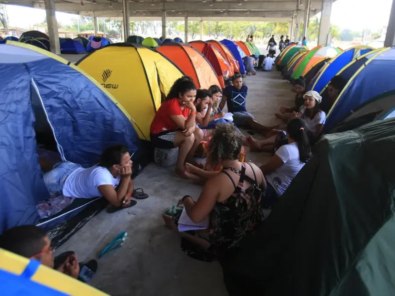 De todos los espacios que funcionan como albergues en Tijuana, sólo dos espacios están a cargo del gobierno