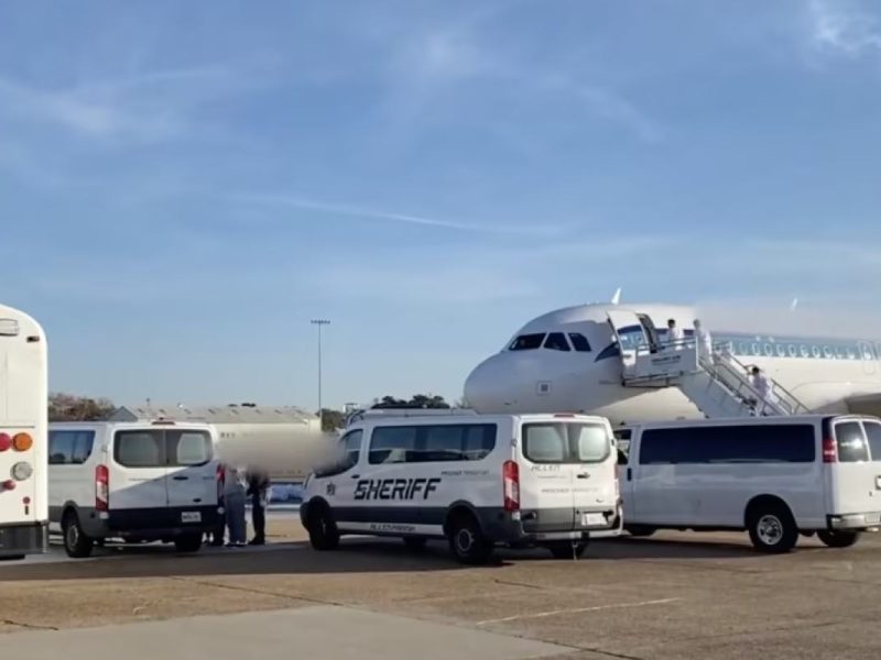 Vuelos con deportados