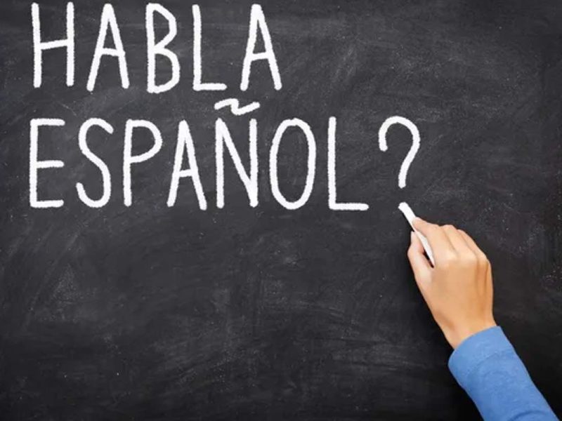 Sin Fronteras da cursos de español totalmente gratis si hablas inglés o francés