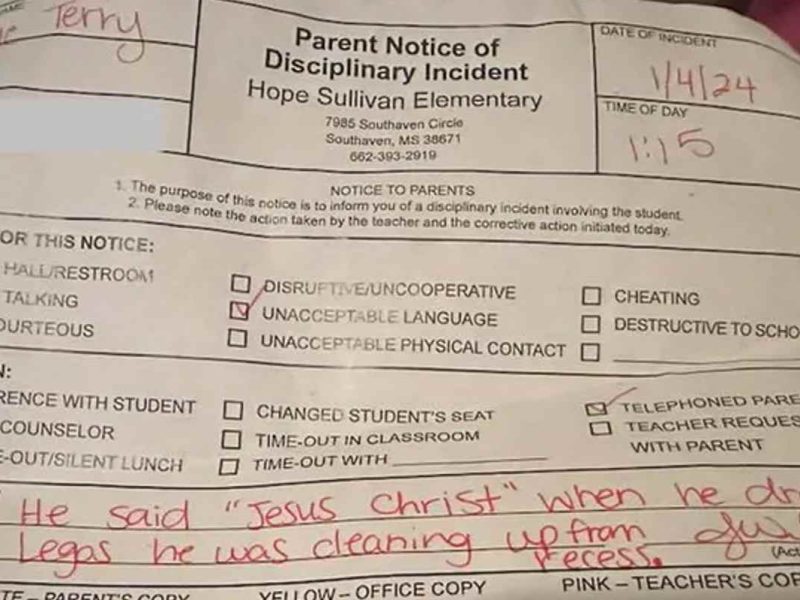 castigar a niño por decir Jesucristo