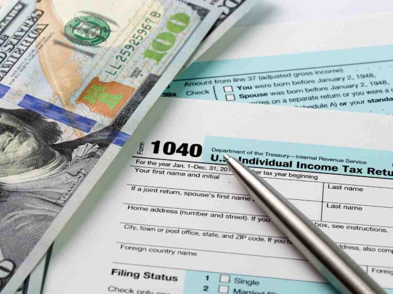 Para no pagar taxes este 2024 debes cumples con los requisitos del IRS, sin importar si hayas trabajado o no.