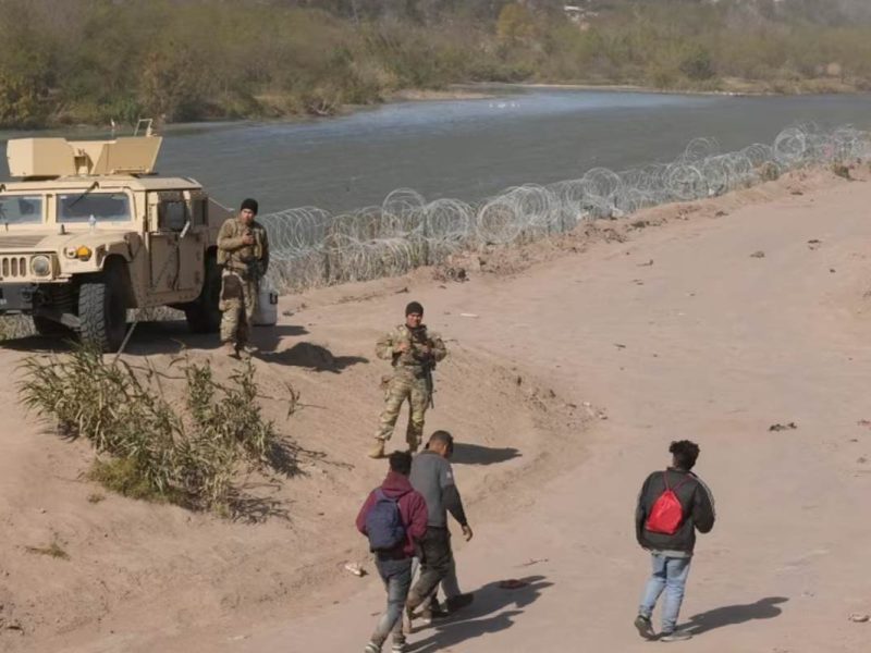 Texas pone vida de migrantes en riesgo