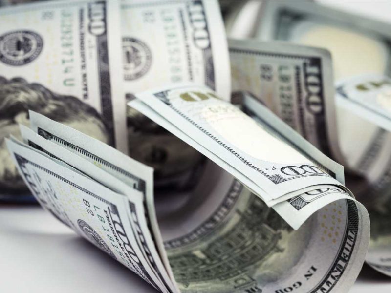 Ten en cuenta que el precio del dólar para hoy 12 de febrero de 2024 puede variar a lo largo del día.