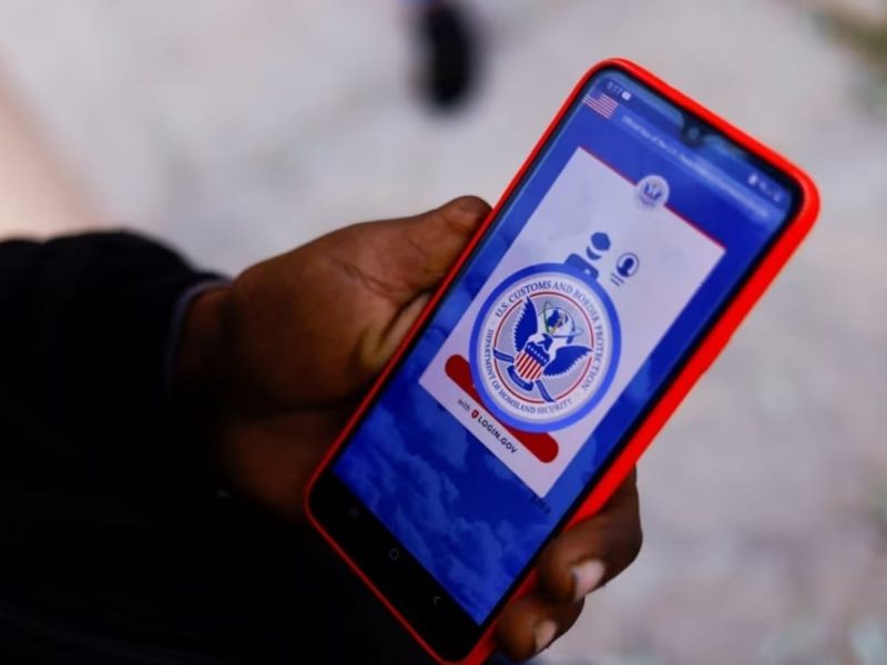 EEUU ha aceptado a 448 mil 701 migrantes a través de la aplicación CBP One.