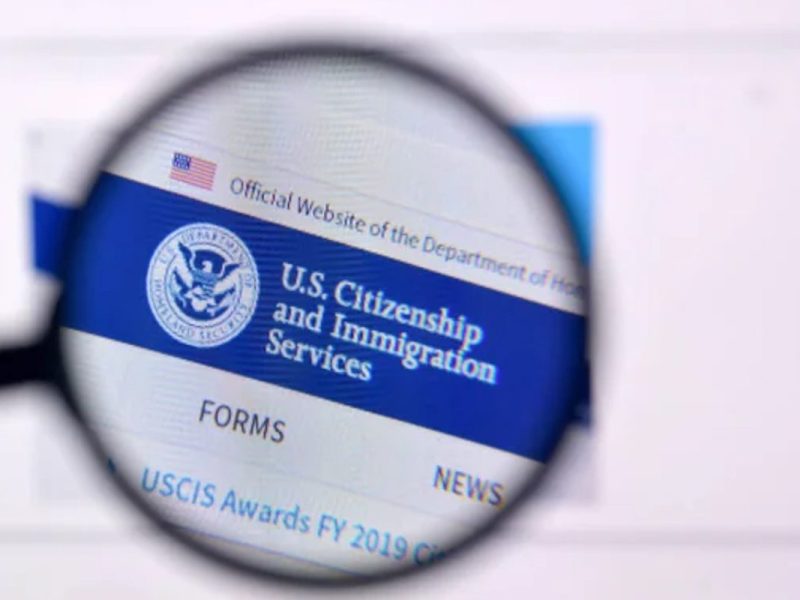 USCIS traduzca documentos migratorios