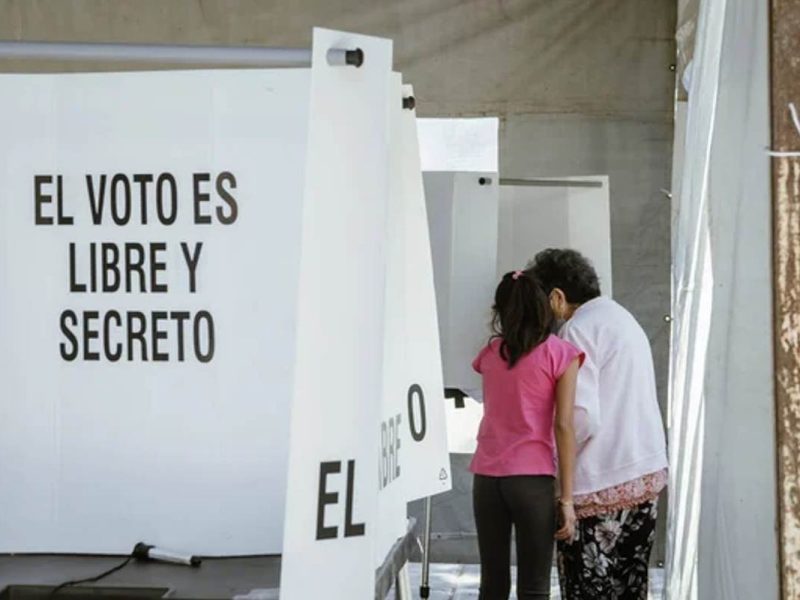 La reforma electoral propuesta por Claudia Sheinbaum podría beneficiar a mexicanos en el extranjero | Foto: Imagen de archivo de Depositphotos