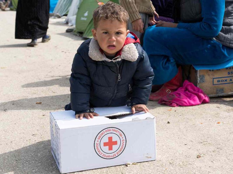 Polleros abandonan a tres niños poblanos en frontera de México con Arizona