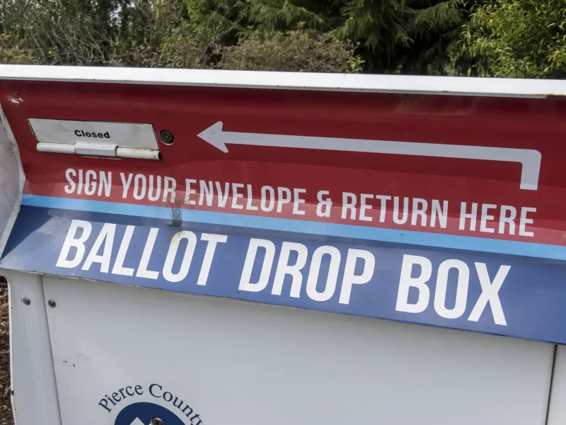 El voto por correo es seguro, En 2016, fueron enviados por correo 250 millones de y sólo el 0.00006% fueron calificados como fraudulentos