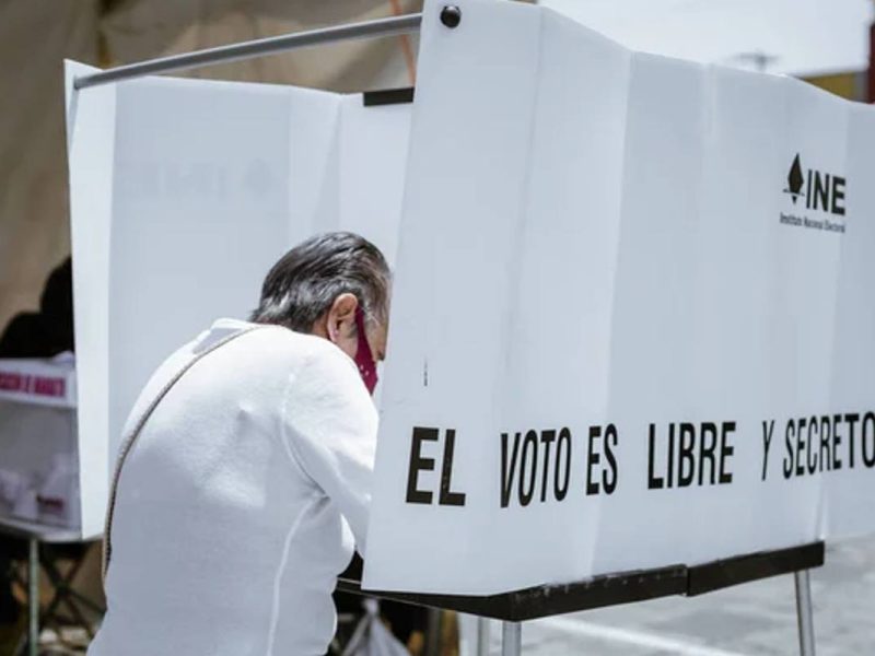 debate presidencial en lengua de señas
