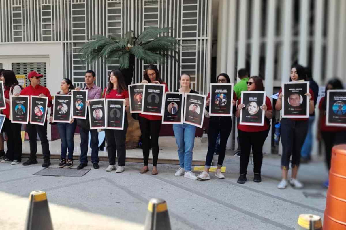 IMUMI protesta en el INM en Ciudad de México y recuerdan a las 40 víctimas mortales del incendio en Cd. Juárez | Foto: Valeria Acevedo / Conexión Migrante