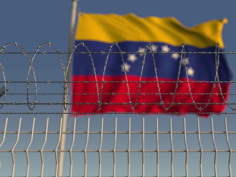 Venezuela envía prisioneros a Estados Unidos