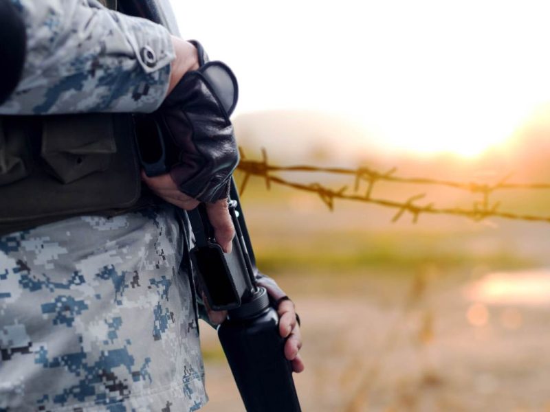 Guardia Nacional de Texas dispara balas de goma a migrantes por segunda ocasión en tres semanas