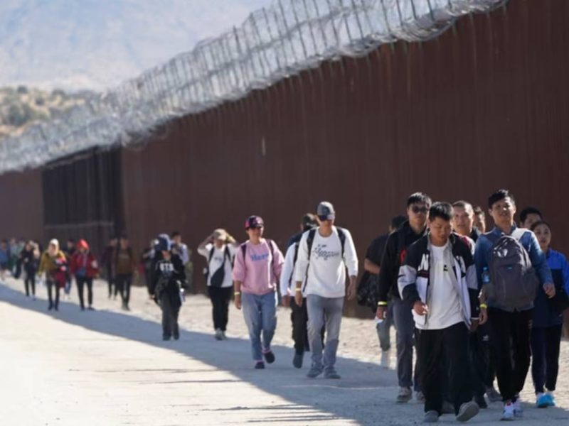 Antes de aplicar los cambios en la regla de asilo la administración Biden recibirá comentarios del público que influirán en la regla final